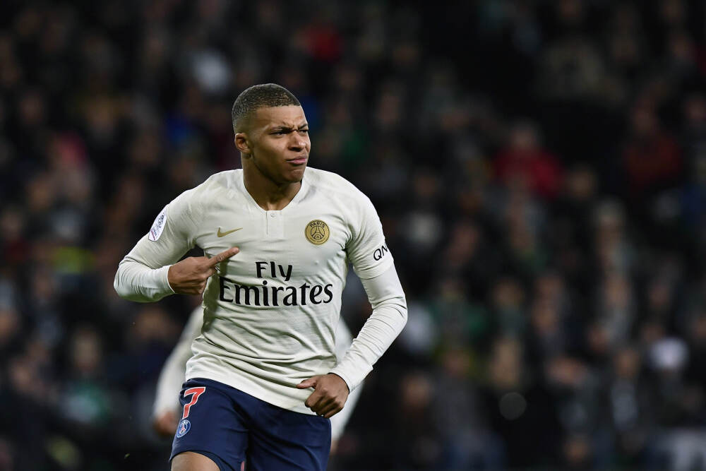 腾讯选择在微信里“躺平”